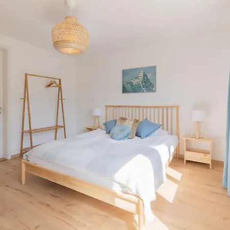 The Eiger Express - Grindelhomes Apartman *