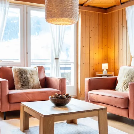 The Eiger Express - Grindelhomes * Grindelwald