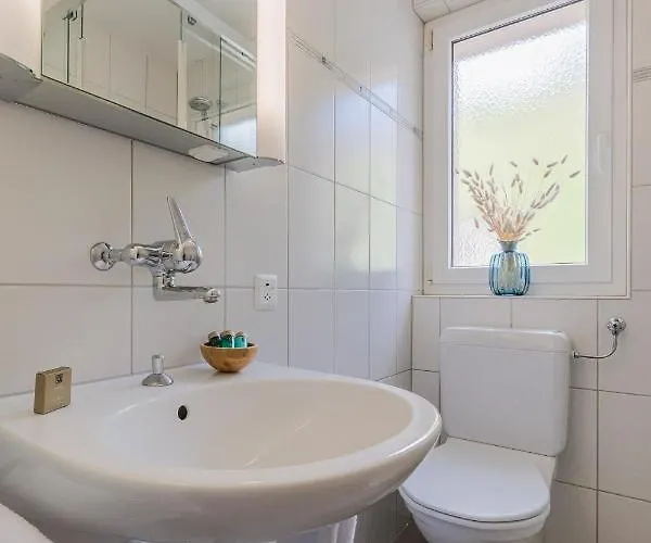 The Eiger Express - Grindelhomes Apartament