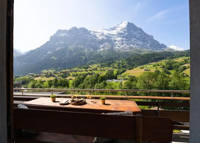 The Eiger Express - Grindelhomes Lejlighed *